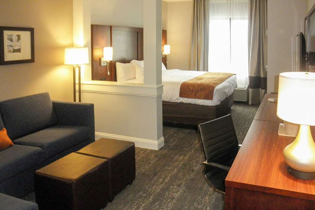 Comfort Suites North Tupelo Habitación foto